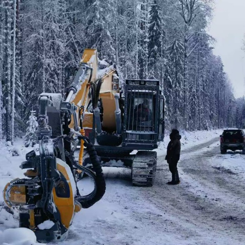Heavy Equipment And Machinery - معدات قطع الخشب الأوتوماتيكية عالية الأداء