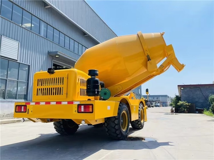 خلاطة خرسانة رسمية ذاتية التحم - مراجعة Concrete Mixer Machine وسعره